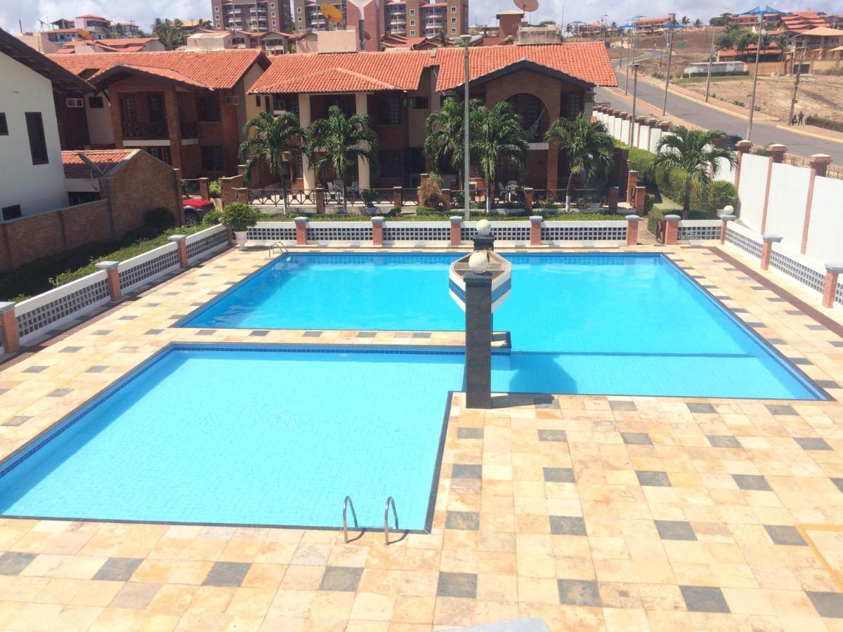 Linda Casa Porto Dunas: 4 Suites, Churrasqueira E Piscina *